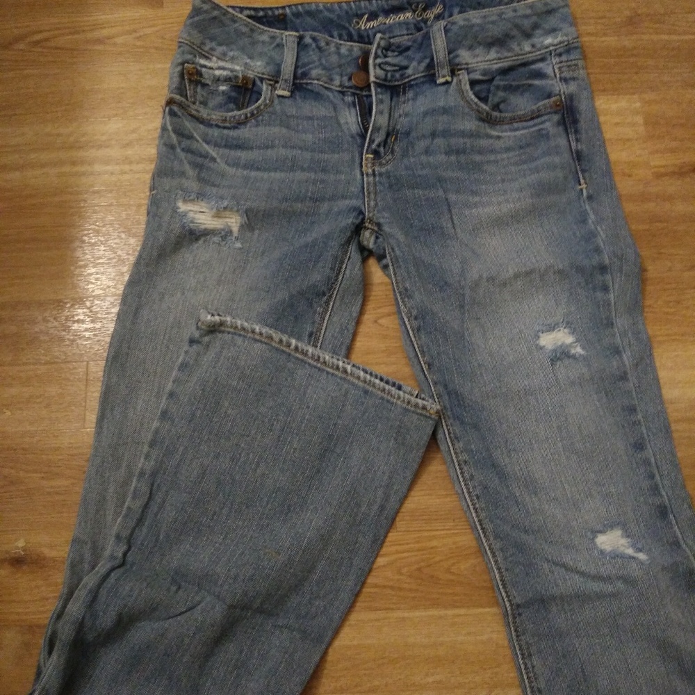 American Eagle Distressed Artist Stretch Size 2